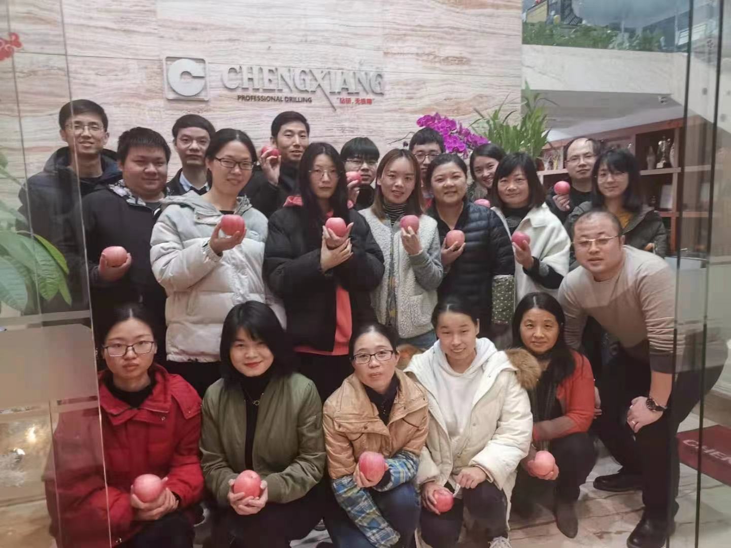 風勁帆滿圖新志，砥礪奮進正此時